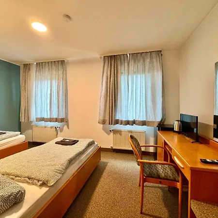 Ar Airport Ruesselheim Hotel 3*