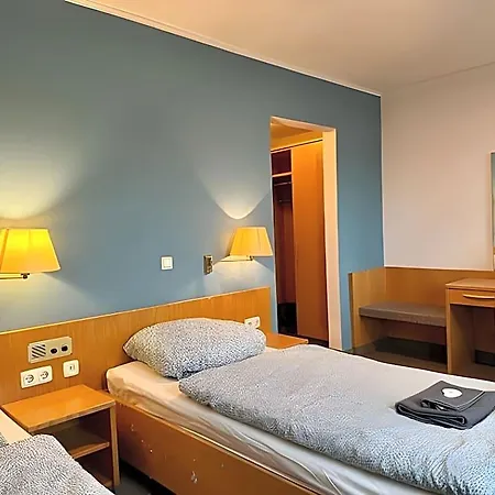 Ar Airport 3* Rüsselsheim